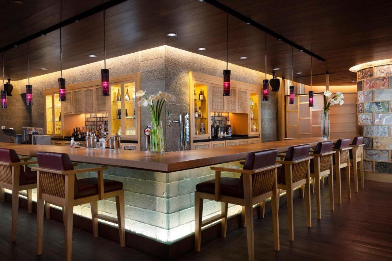 Hotel Ayana Midplaza 5*