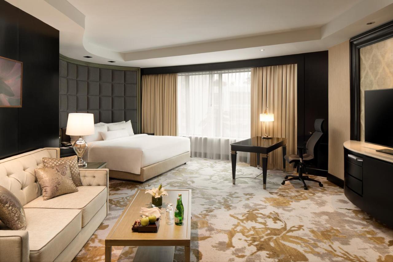 Ayana Midplaza Hotel 5*